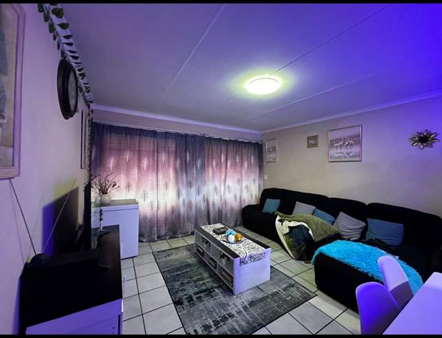2 BEDROOM APARTMENT FOR SALE IN DOWERGLEN
